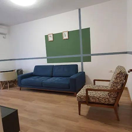 Heris'S Apartment Tirana Exterior photo